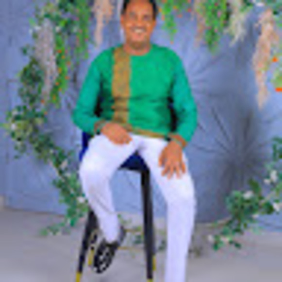 Meet your Posher, Mahamad - Picture 1 of 1